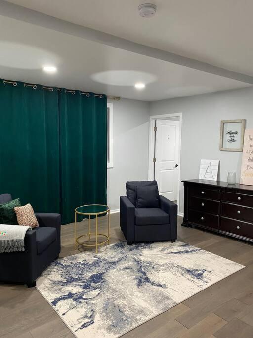Willa Modern 3Bed 2Bath Ranch With Diy Art Porch 3Tvs And Huge Front Yard To Enjoy! Calumet City Zewnętrze zdjęcie